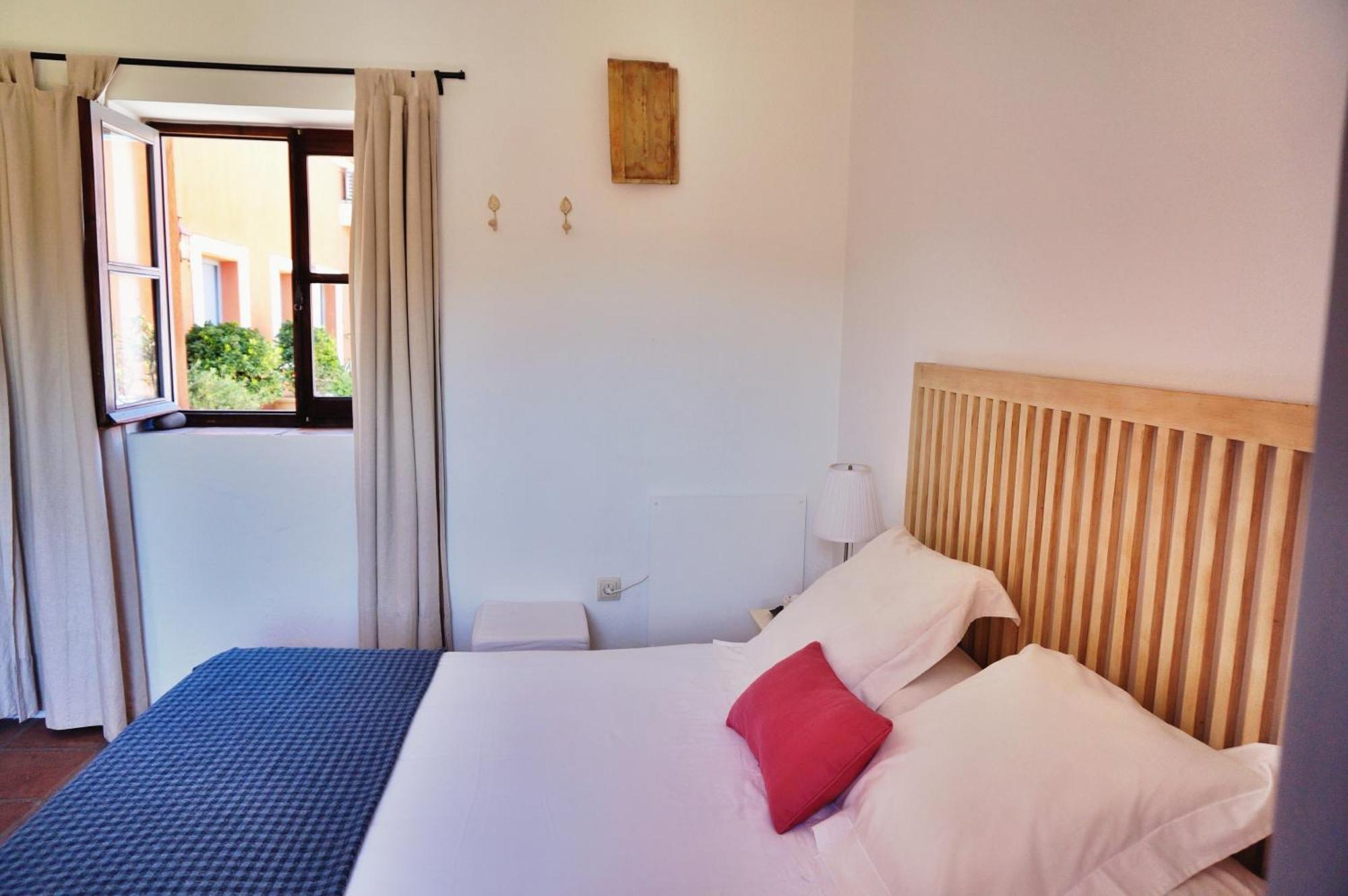 Cortijo El Pozuelo Guest House Tarifa Room photo