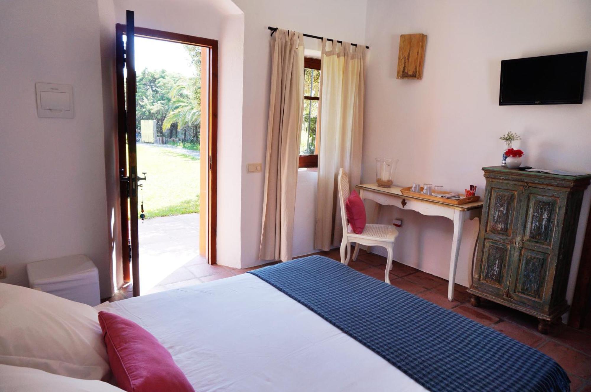 Cortijo El Pozuelo Guest House Tarifa Room photo
