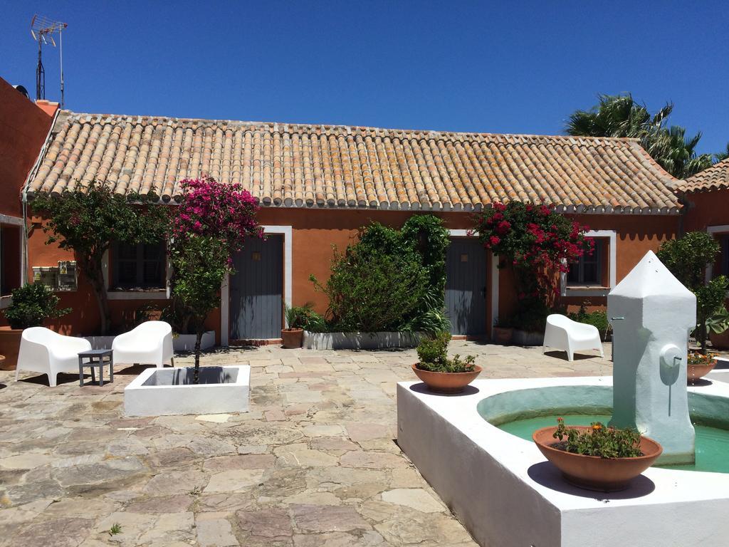Cortijo El Pozuelo Guest House Tarifa Exterior photo
