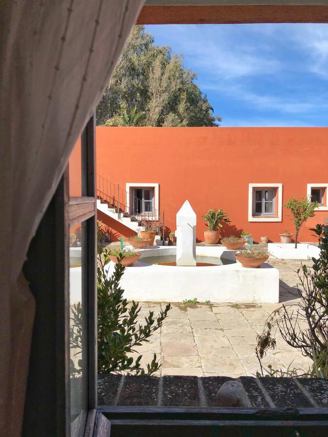 Cortijo El Pozuelo Guest House Tarifa Exterior photo