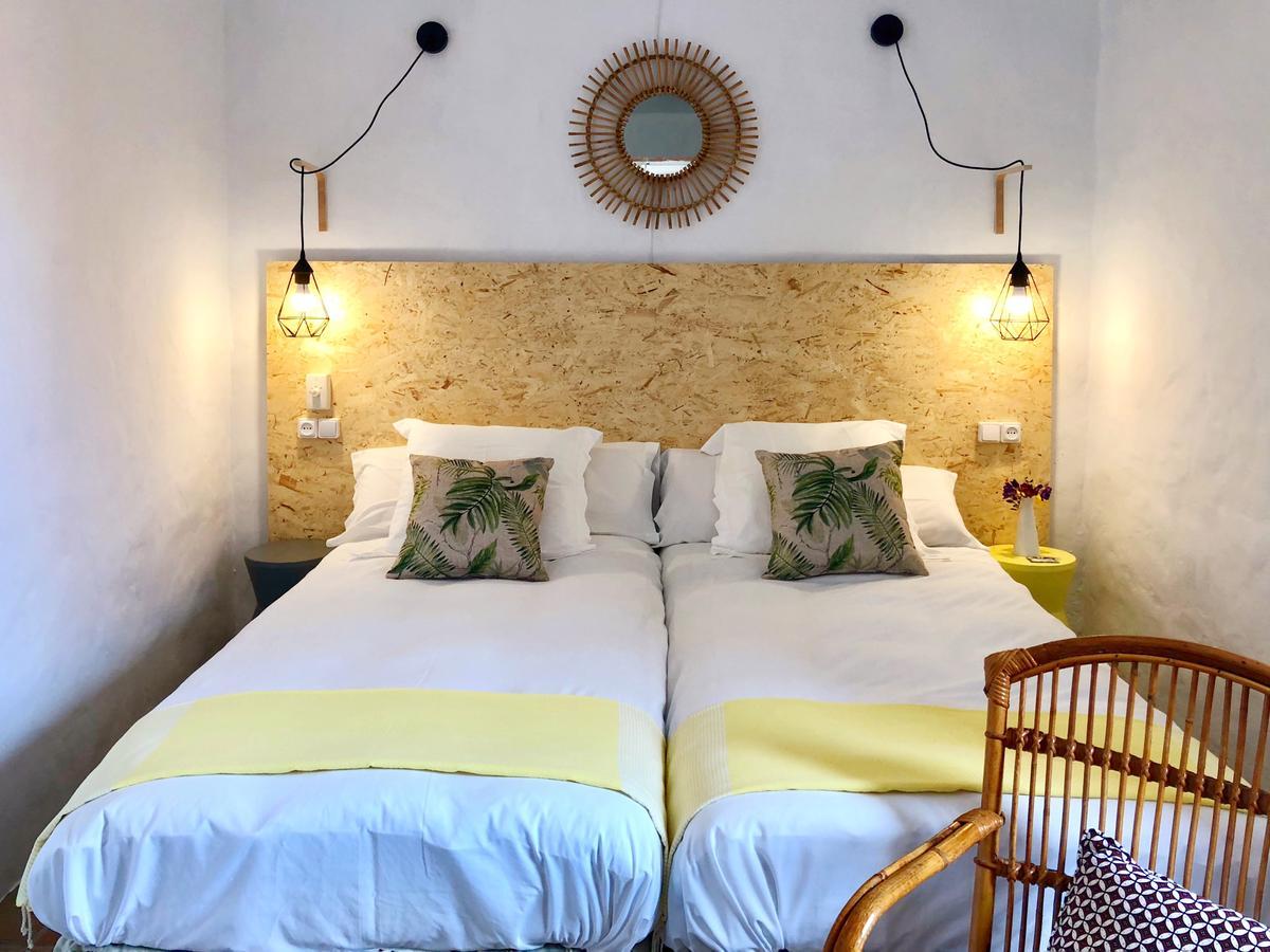 Cortijo El Pozuelo Guest House Tarifa Exterior photo