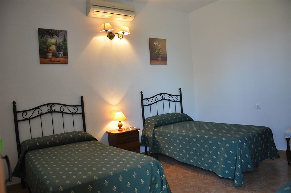 Cortijo El Pozuelo Guest House Tarifa Exterior photo